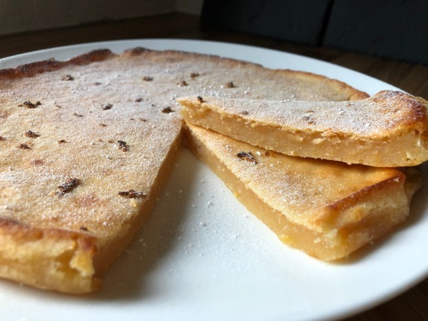 Dzelteno zirnīšu citrona kūka